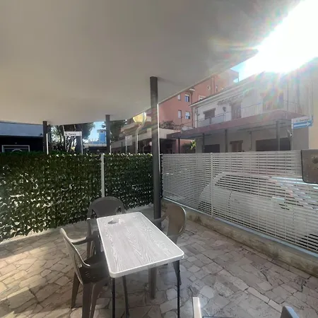 Piano Terra Vicino * רימיני